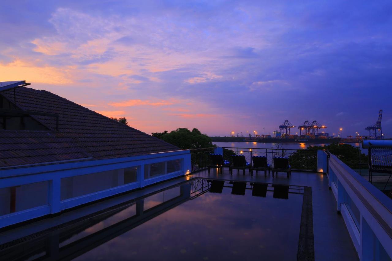 Alpha Old Court House Hotel Kochi Buitenkant foto