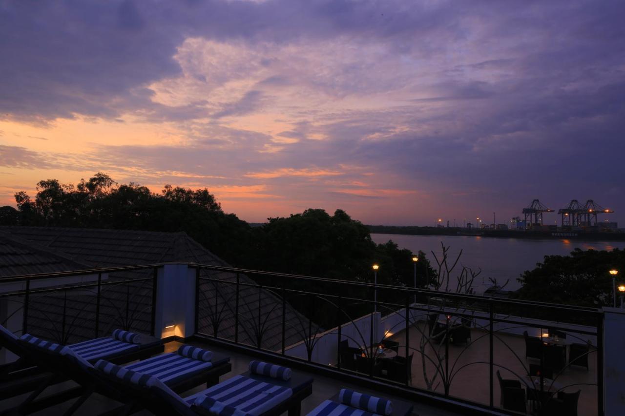Alpha Old Court House Hotel Kochi Buitenkant foto