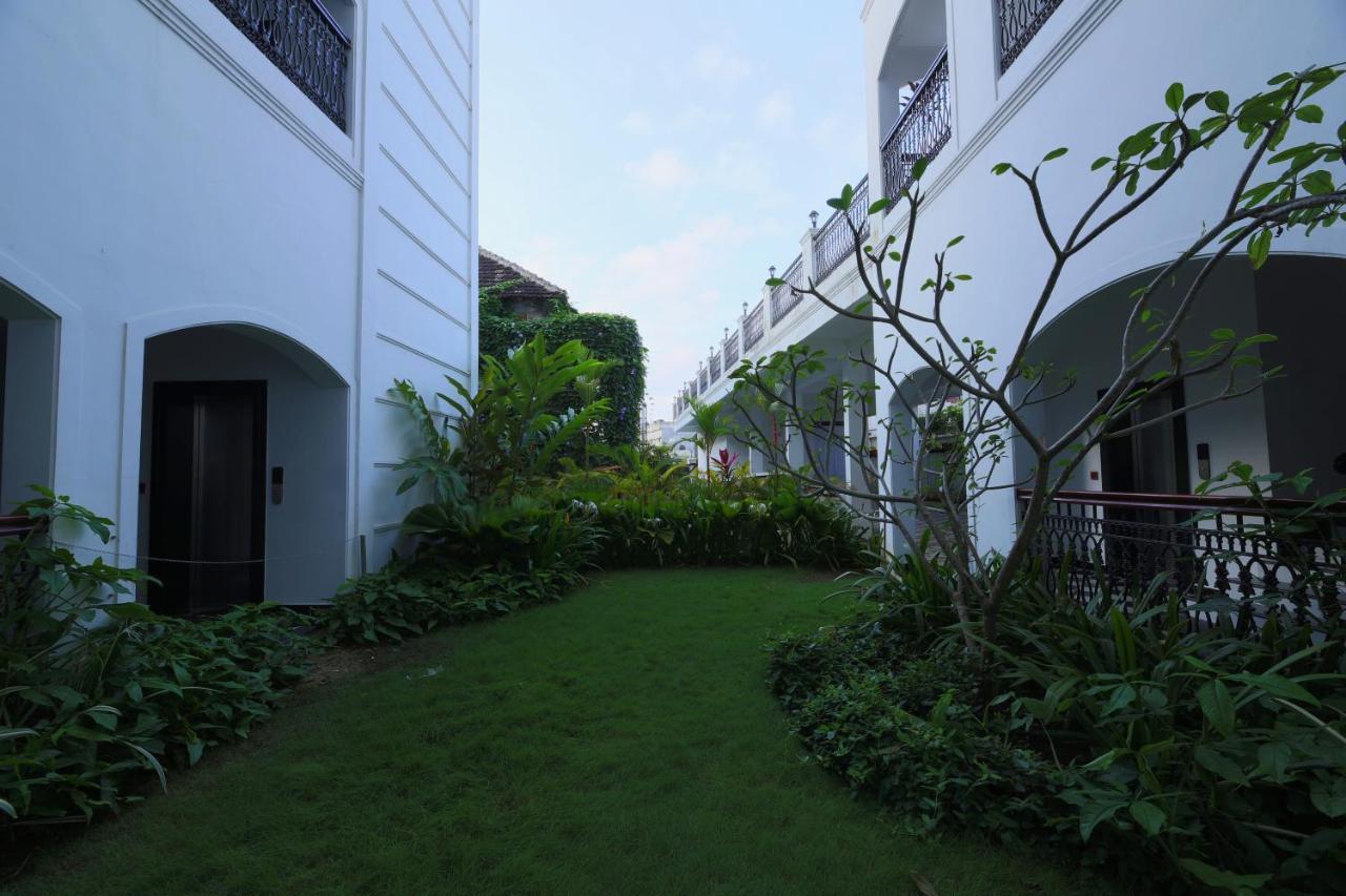 Alpha Old Court House Hotel Kochi Buitenkant foto