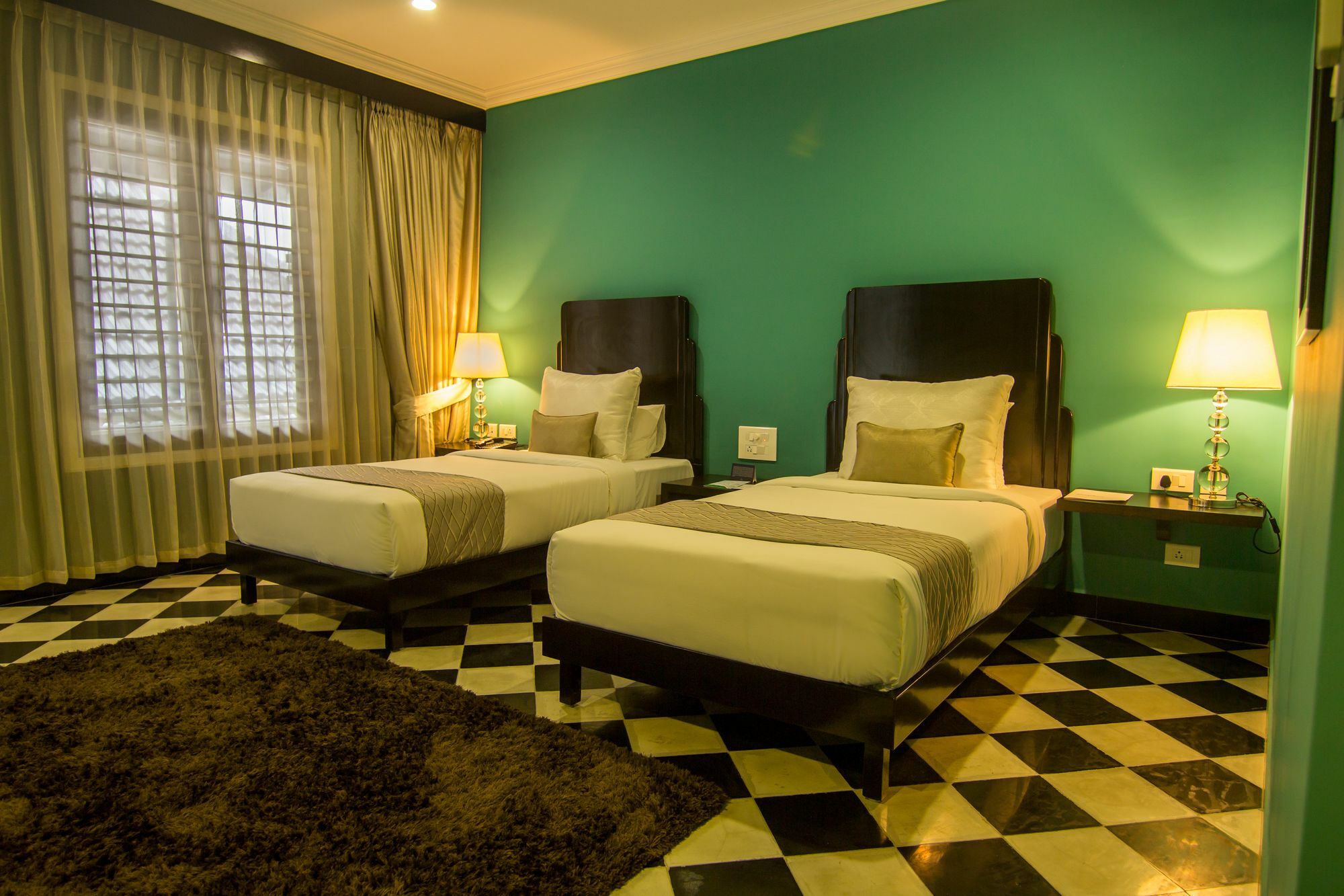 Alpha Old Court House Hotel Kochi Buitenkant foto