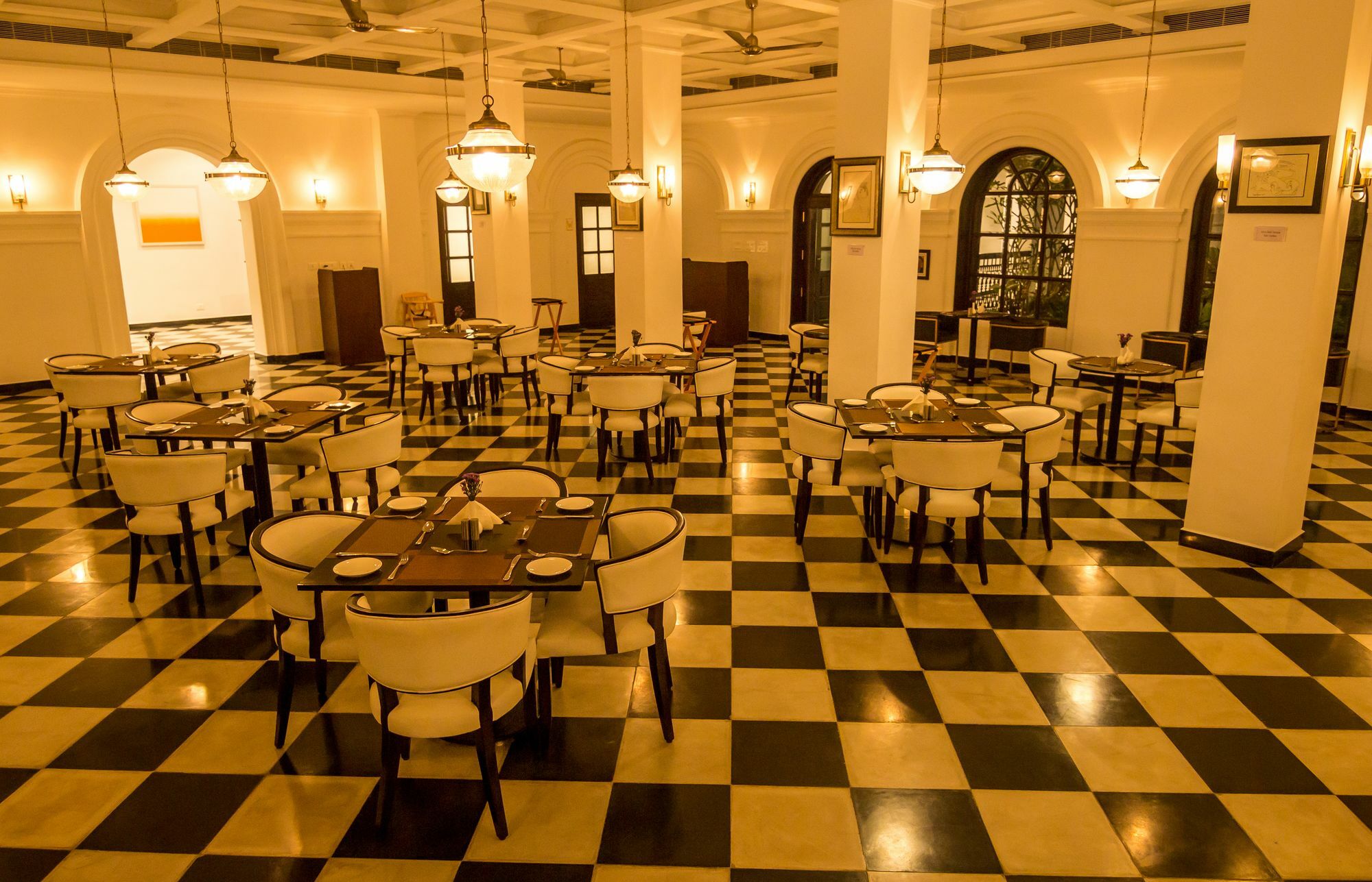 Alpha Old Court House Hotel Kochi Buitenkant foto